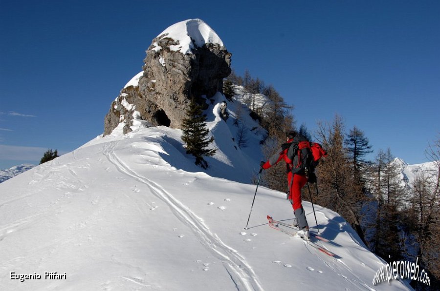 01 Lucio verso la Corna Busa.JPG